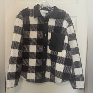 Columbia Women’s Black and White West Bend Sherpa Shirt/Jacket 🖤
